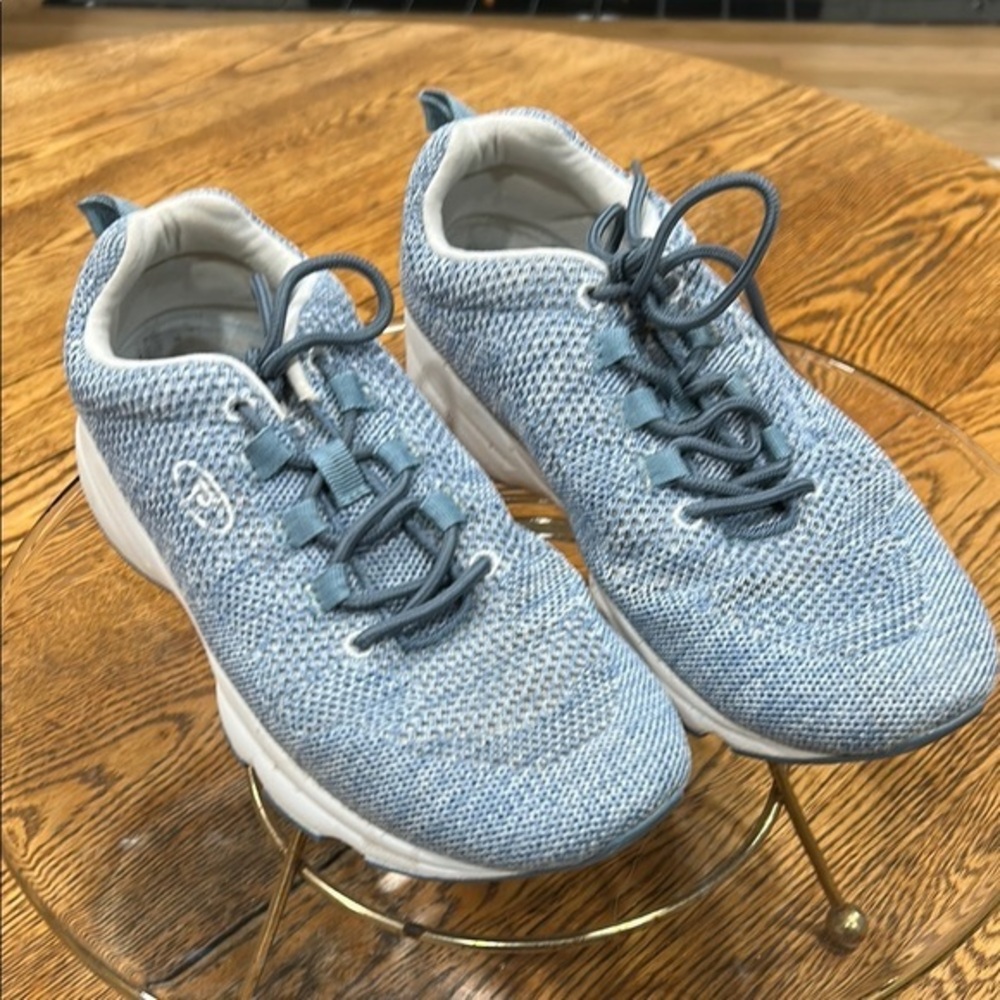 Propet Women's Denim Blue Stability Fly Active Orthopedic Sneakers